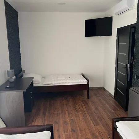 Vendégház Vrbecka Restaurace- 1 Hruba Vrbka